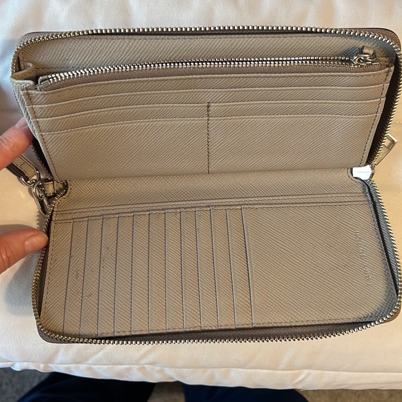 Tory Burch Gray Zip Around  Wallet - Picture 6 of 13